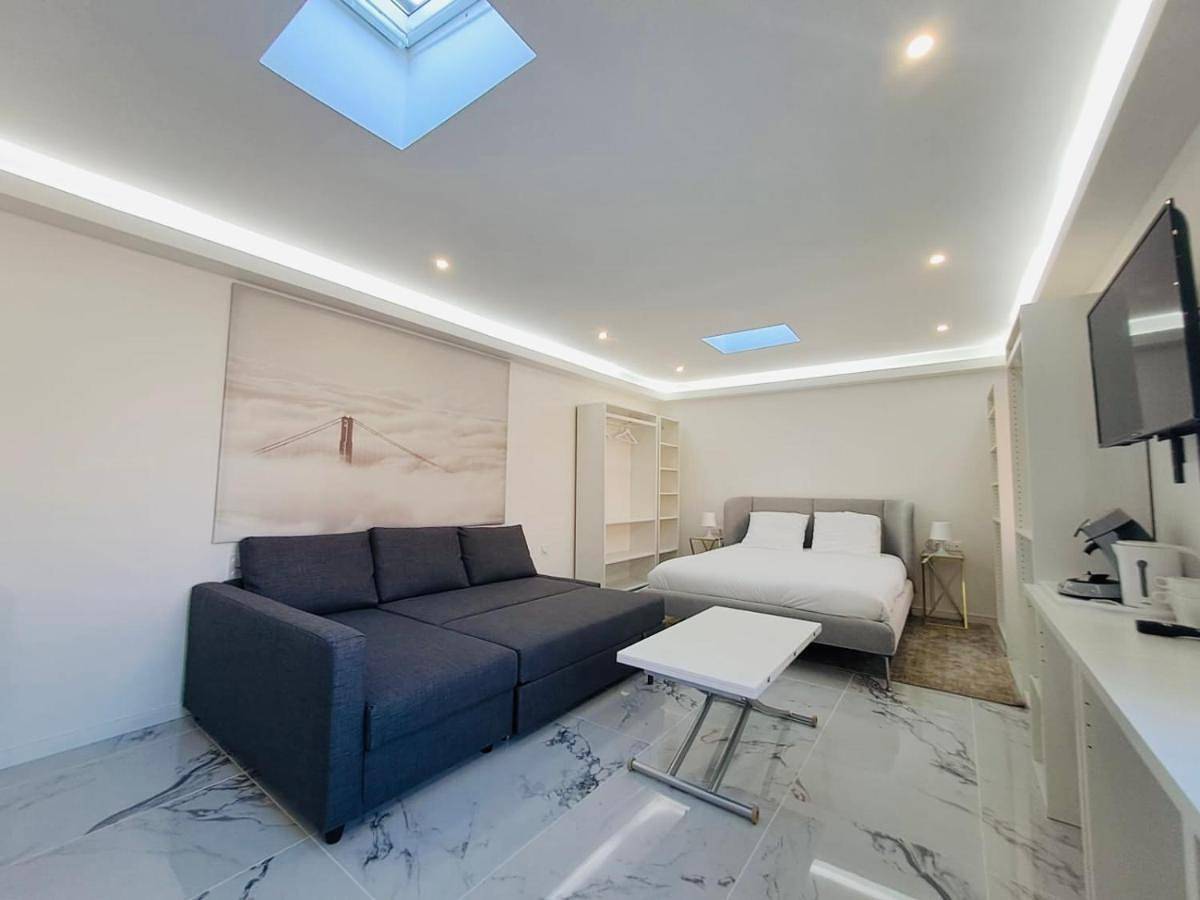 Appartement entier, One-Bedroom Apartment in Orly (Île de France), Val-de-Marne