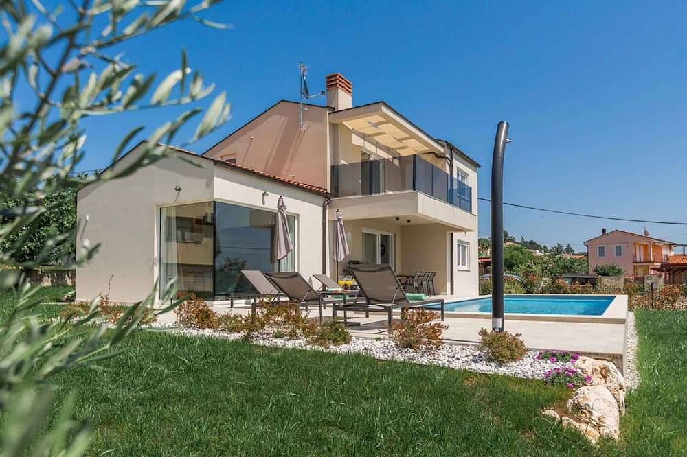 Villa con piscina, vista mare in Visignano (Općina), Istria centrale