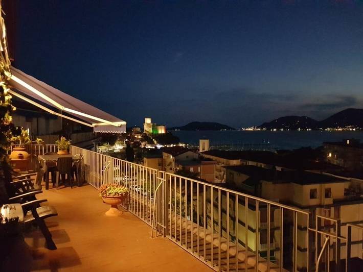 Ferienwohnung für 5 Personen, mit Balkon und Ausblick in Lerici - 4