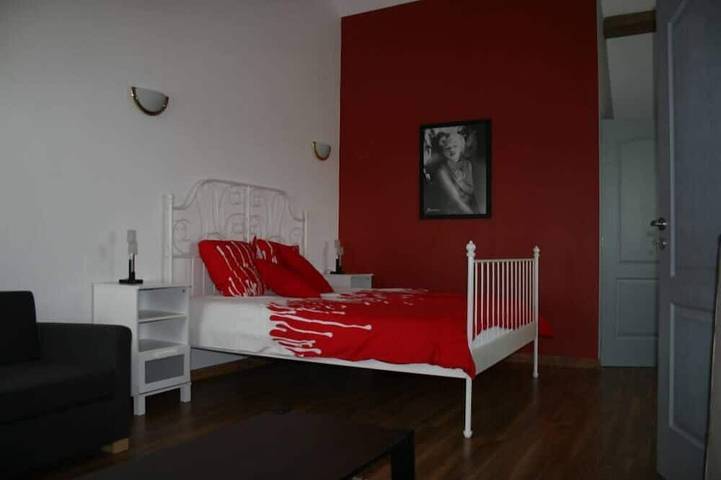 Location de vacances pour 5 personnes, avec balcon et jardin à Saint-Émiland - 3