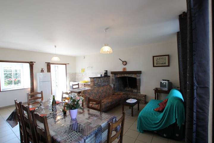 Gîte pour 4 personnes, avec jardin à Ver (homonymie) - 3