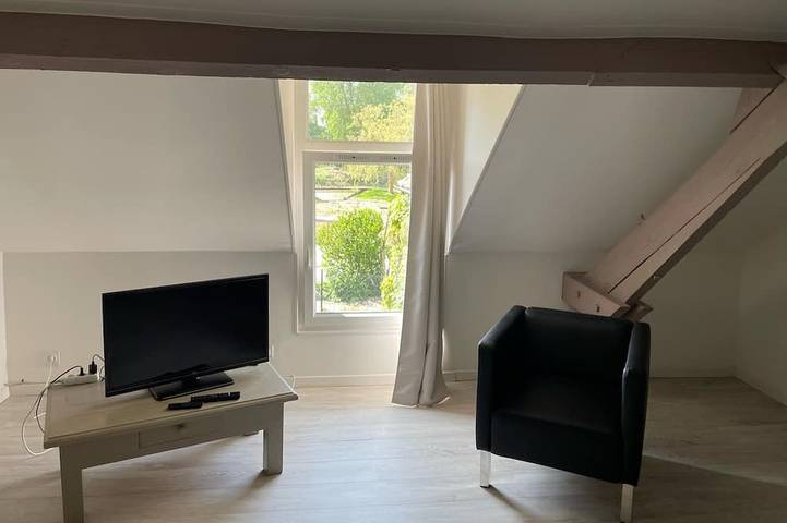 Location de vacances pour 3 personnes, avec piscine et jardin à Romeries - 3