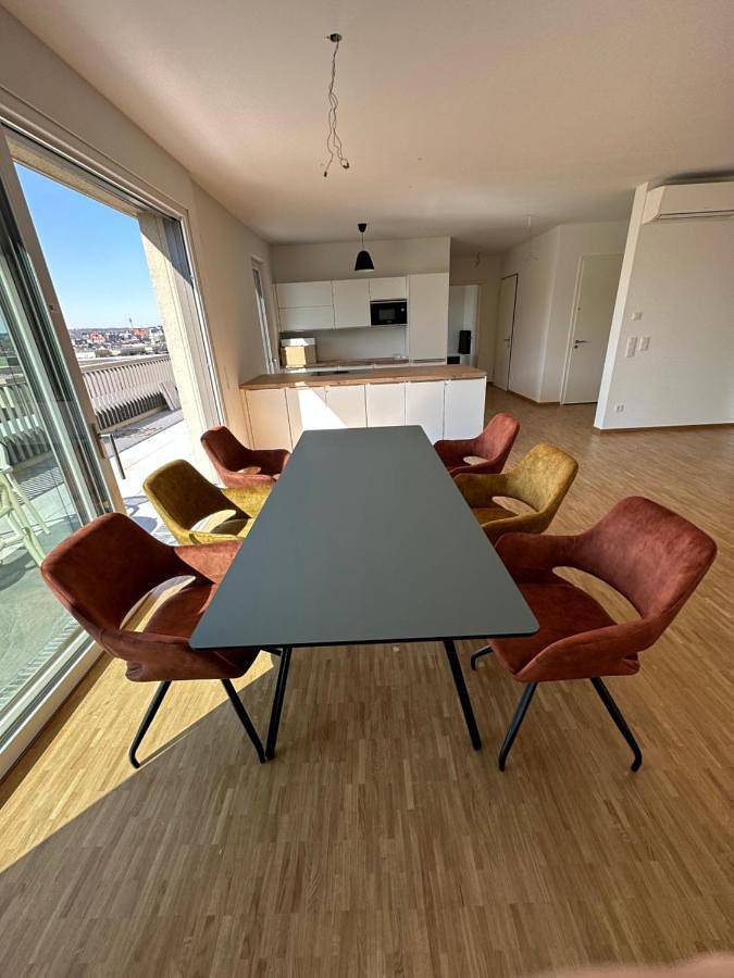 Ferienwohnung für 6 Personen, mit Terrasse und Ausblick in Waldbronn