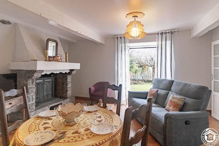 Gîte pour 4 personnes, avec jardin, animaux acceptés à Arcizans-Dessus - 2