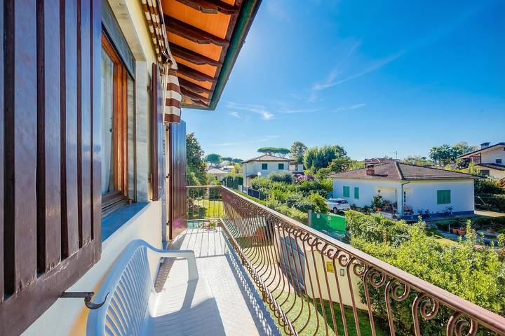 Ferienhaus für 5 Personen, mit Meerblick und Balkon, kinderfreundlich in Forte dei Marmi - 3