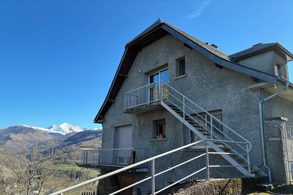 Appartement entier, Hocheck, le Coin d’en Haut, au pied des Pyrénées ! in Aspin-en-Lavedan, Hautes-Pyrénées