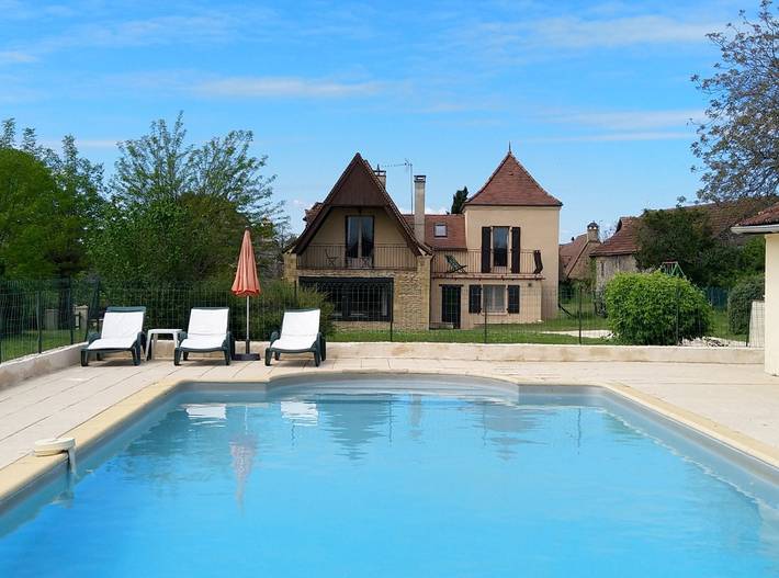 Gîte pour 7 personnes, avec piscine ainsi que jardin et terrasse, animaux acceptés - 1