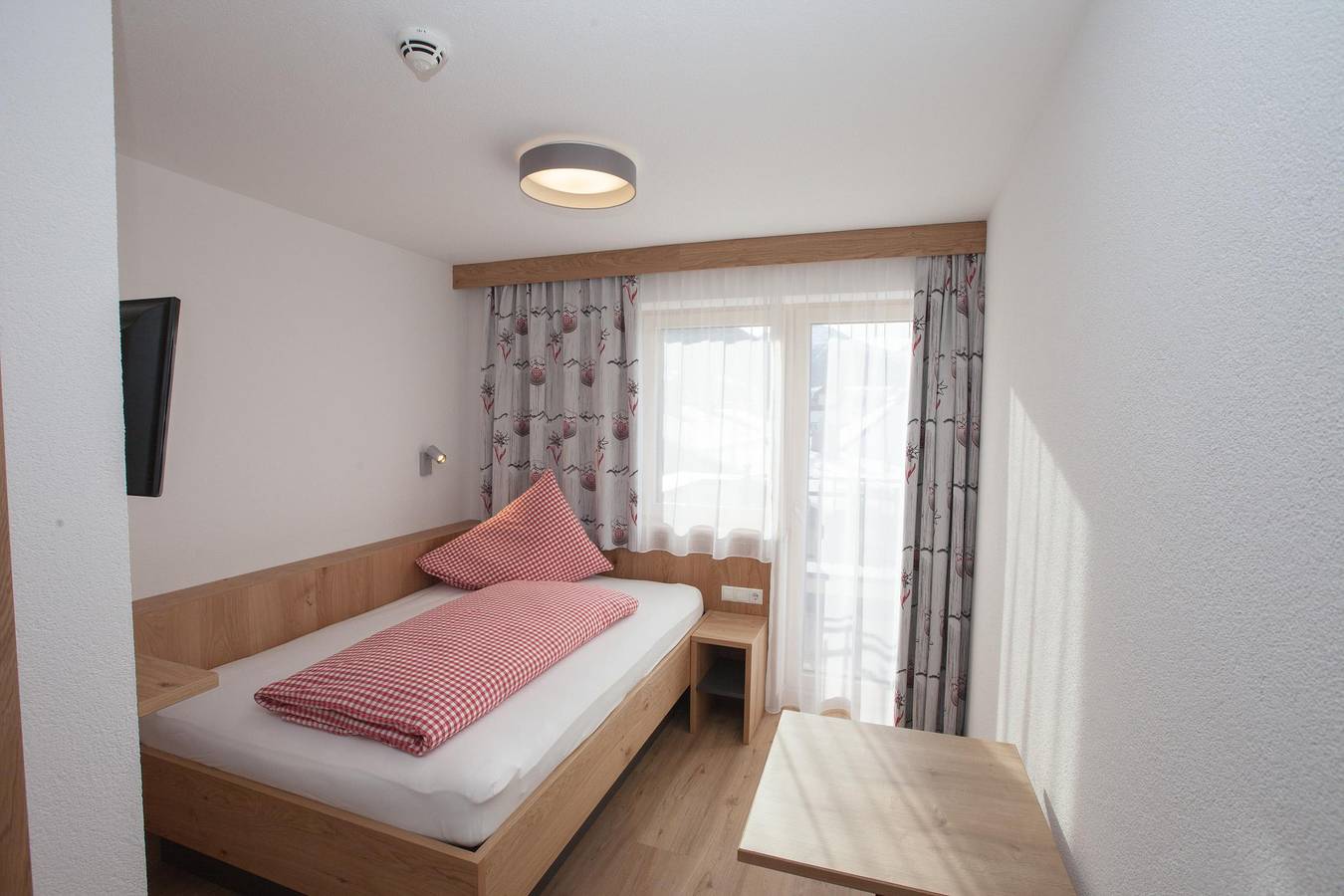 Apartamento vacacional entero, Einzelzimmer in Ischgl, Verwall mountains