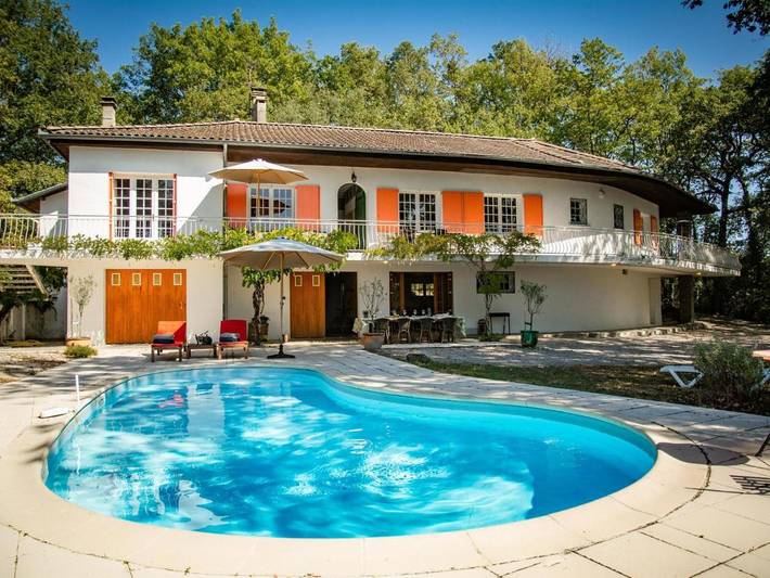 Maison de vacances pour 10 personnes, avec Terrasse ainsi que Jardin et Piscine