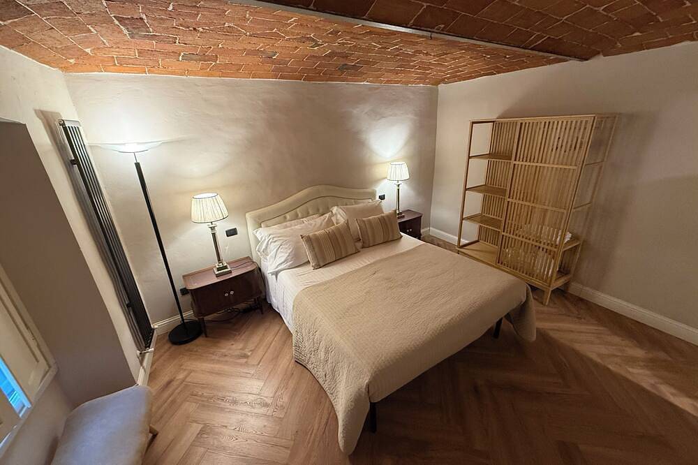 Apartamento entero, Tuscan accommodation (Florence 20 minutes) in Prato, Provincia de Prato