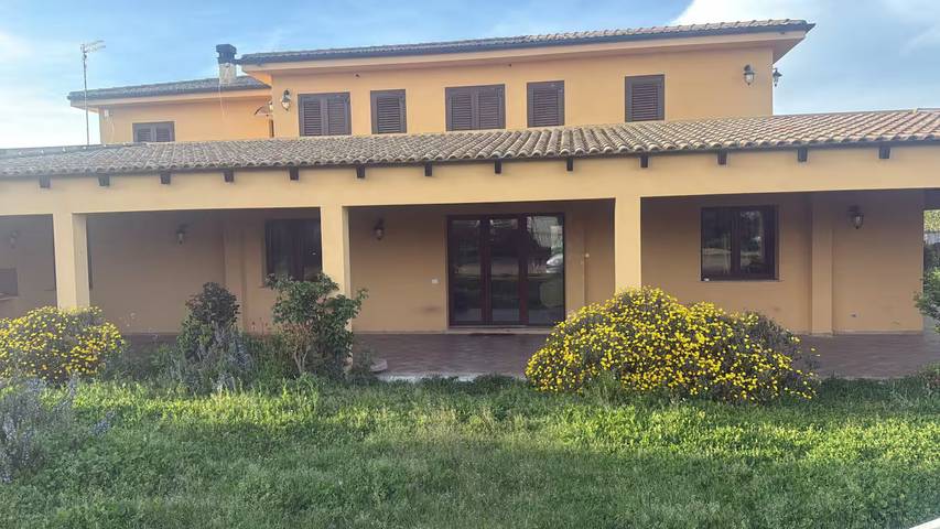 Room 'Tripla Standard 1' with Shared Terrace, Wi-Fi and Air Conditioning in Nulvi, Sassari Province