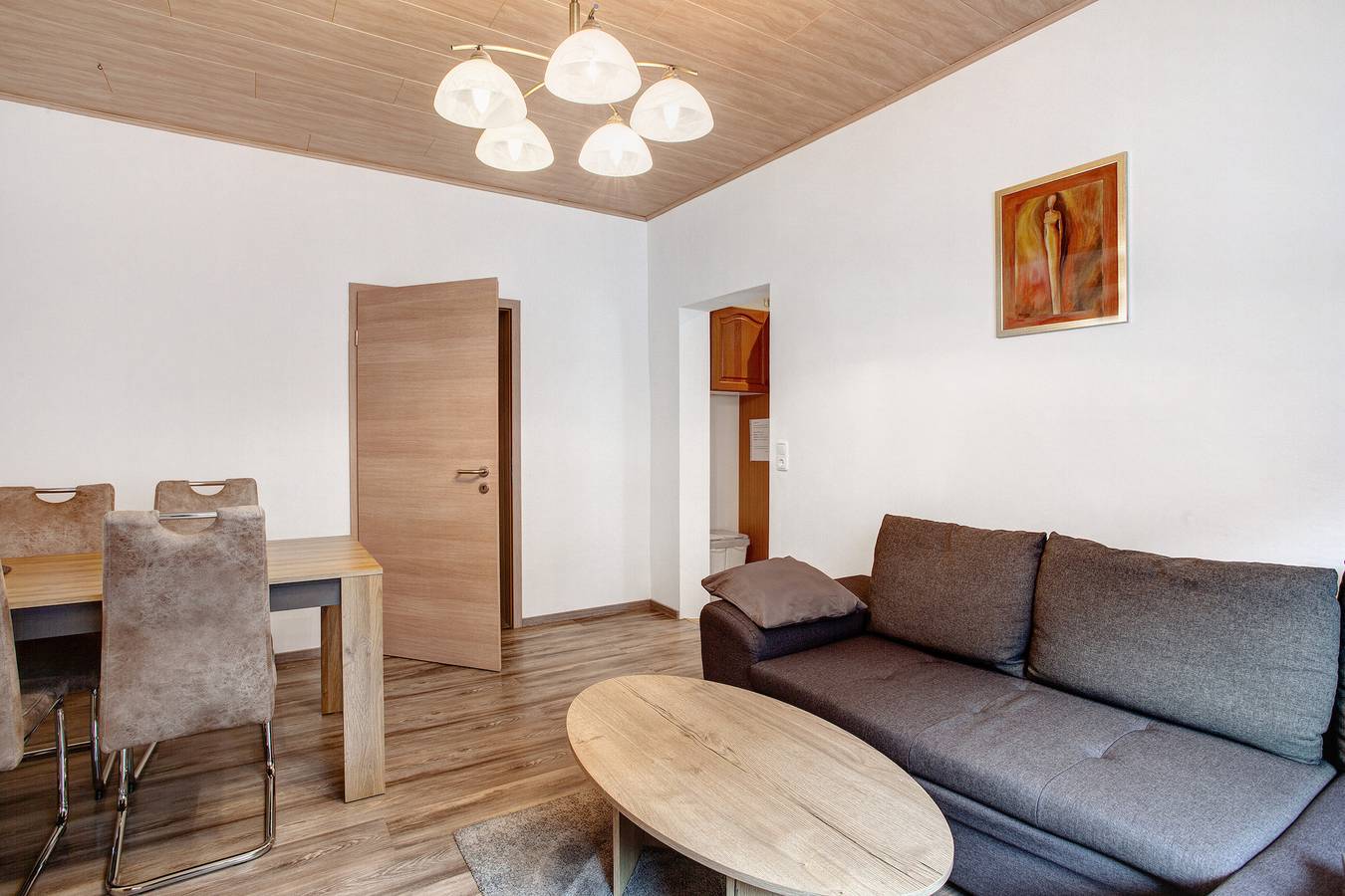 Appartamento intero, Appartamento 'Fewo In Schustes' con terrazza privata e Wi-Fi in Willingen, Upland
