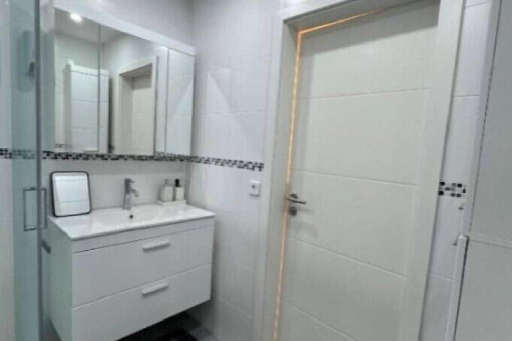 Ganze Wohnung, Spacious 2 Bedroom Apartment with Balcony - Apolonia Living in Karlsruhe, Rheinebene