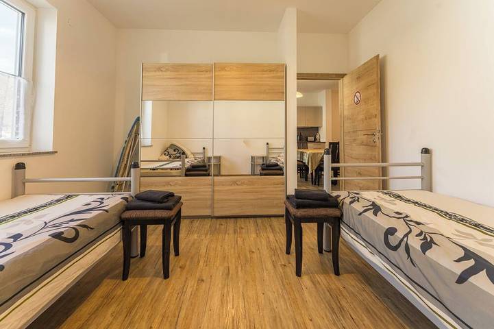 Ganze Wohnung, Modernes und gemütliches Apartment für bis zu 3 Personen in Ebersheim (Mainz), Mainz