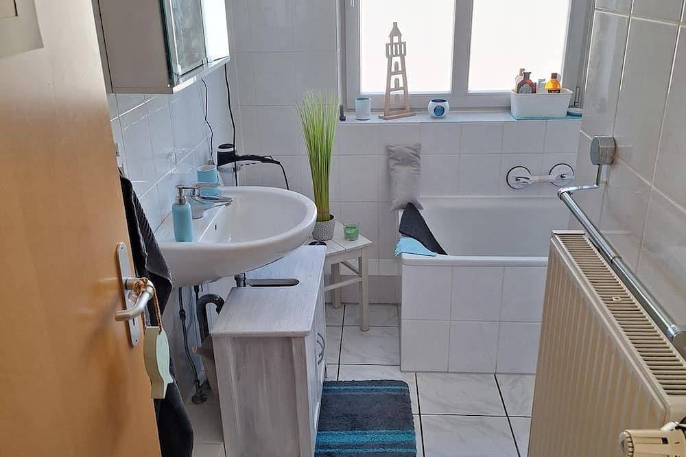 Ganze Wohnung, Burgfelde, Ferienwohnung - Wohnung 2. Og in Bad Segeberg, Kreis Segeberg