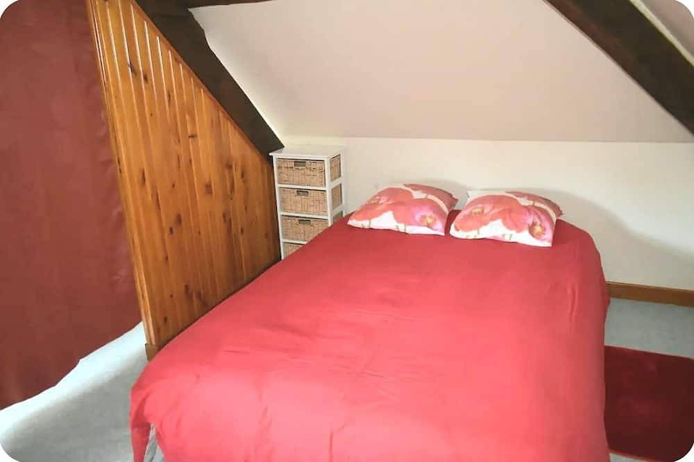 Air-conditioned country cottage with a large yard in Gimel-les-Cascades in Gimel-les-Cascades, Tulle und Umgebung