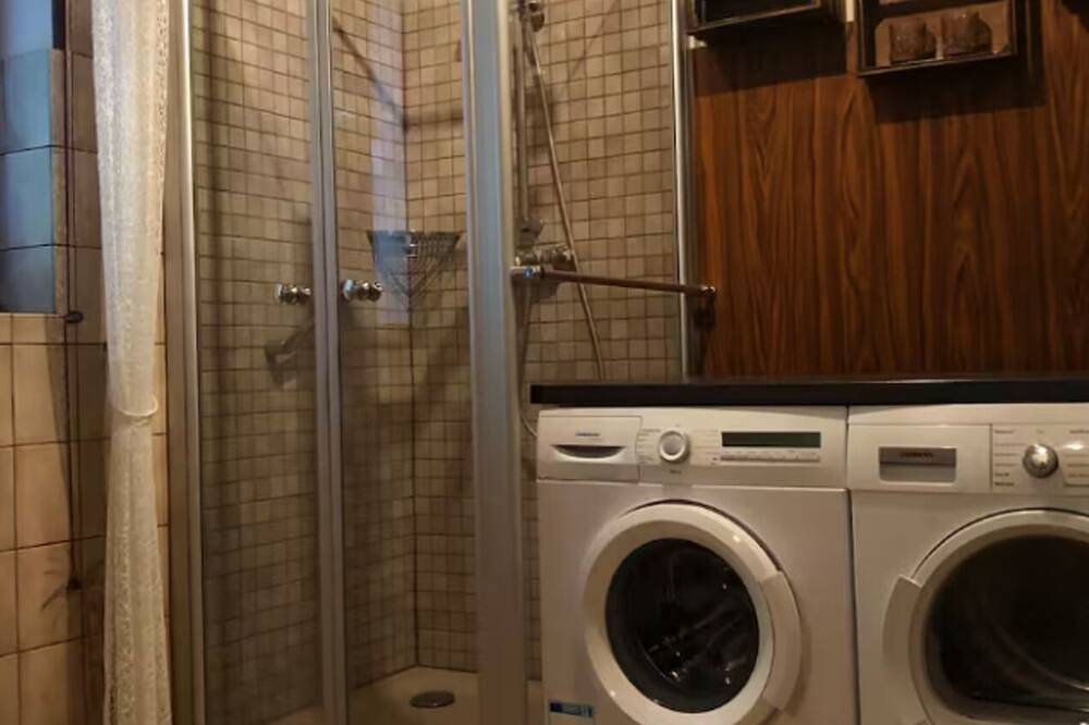 Ferienwohnung im Schloss - Villa mit Terrasse in Altena, Märkischer Kreis