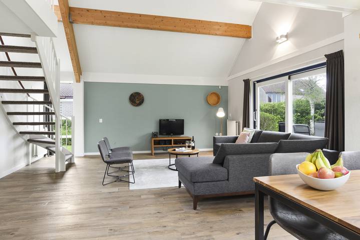 Bungalow für 6 Personen, mit Terrasse und Balkon/Terrasse in Julianadorp