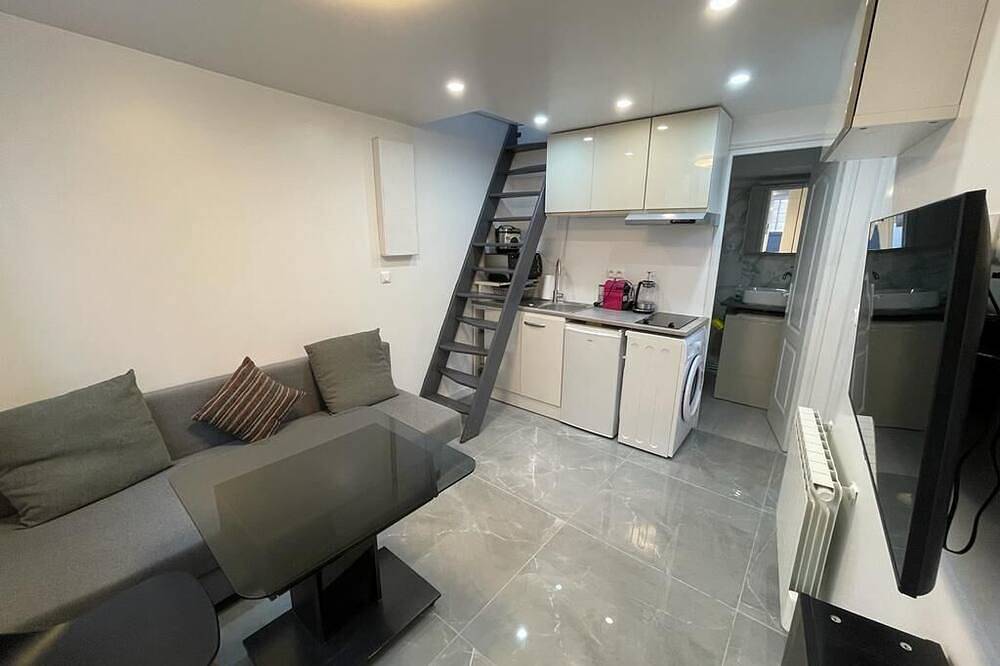 Cosy cottage at the gateway to Paris in Gentilly, Val-de-Marne