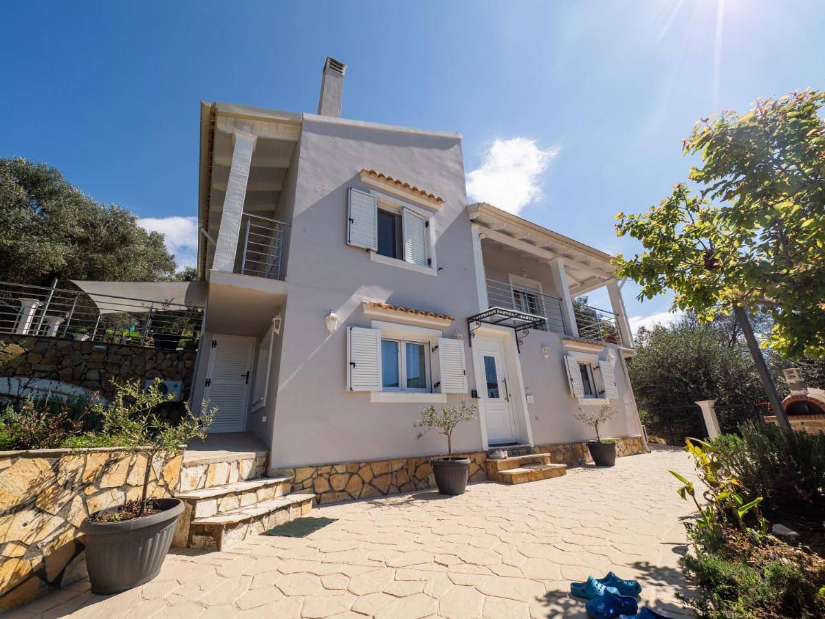 Two-Bedroom House in Άγιο Νικόλαο (Κέρκυρα), Κέρκυρα