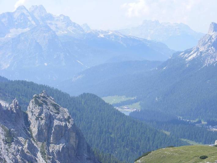 Gîte pour 2 personnes, avec vue sur le lac et vue ainsi que jardin et balcon à Auronzo di Cadore - 4