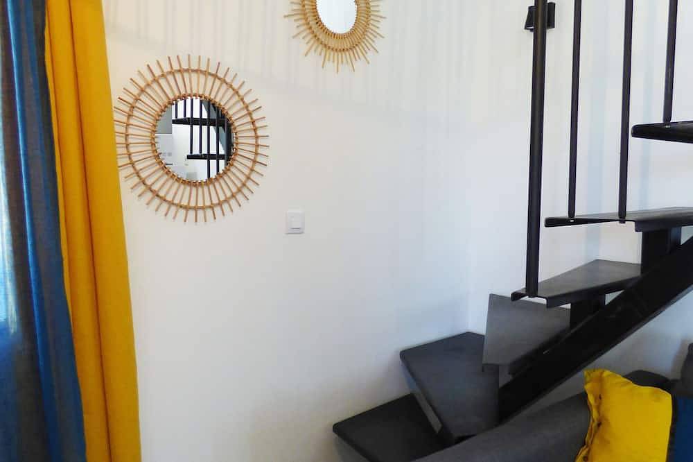 Entire apartment, The Gîte: The turret in Saint-Antonin-Noble-Val, Massif Central