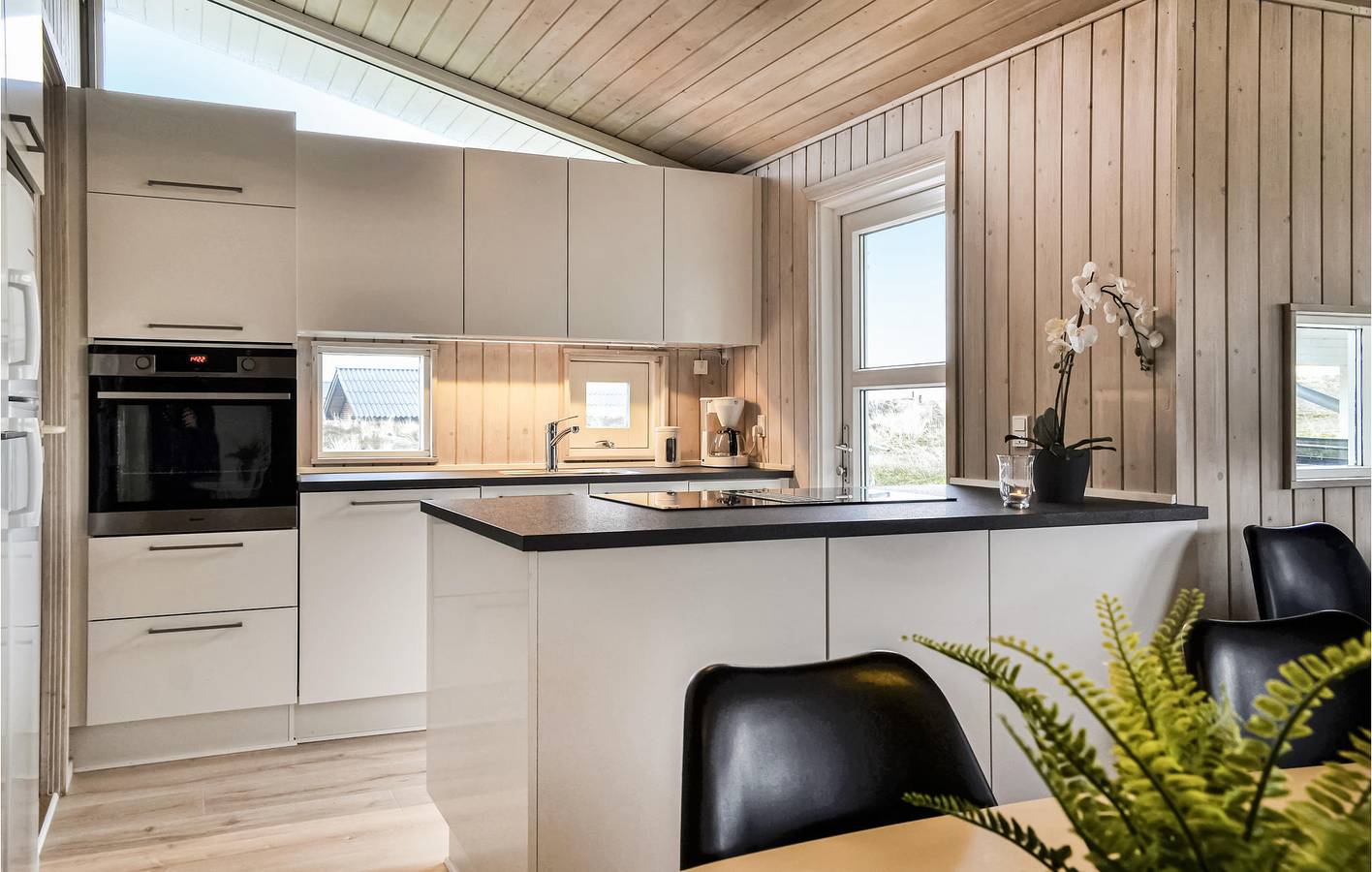 Feriehus for 8 personer med terrasse in Bjerregård, Holmsland Klit