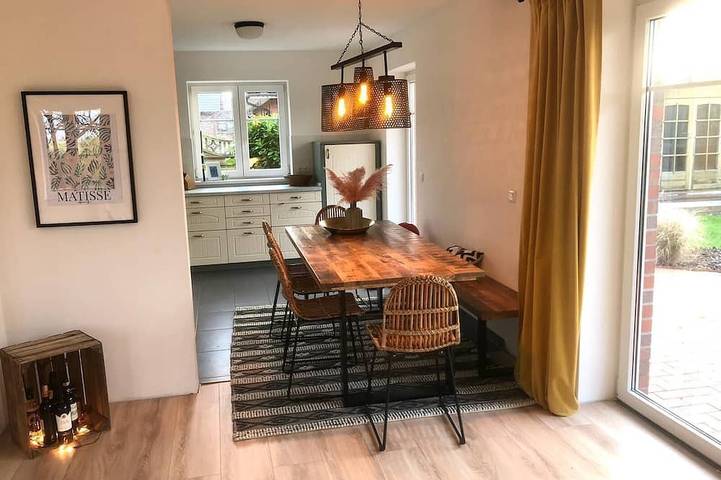 Ferienhaus für 6 Personen, mit Whirlpool und Terrasse sowie Sauna und Garten in Garding