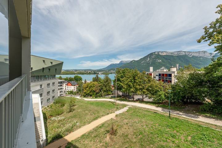 Entire apartment, Confortable 3 pièces de 70m² proche lac et Vieille Ville in Annecy, Annecy (commune)