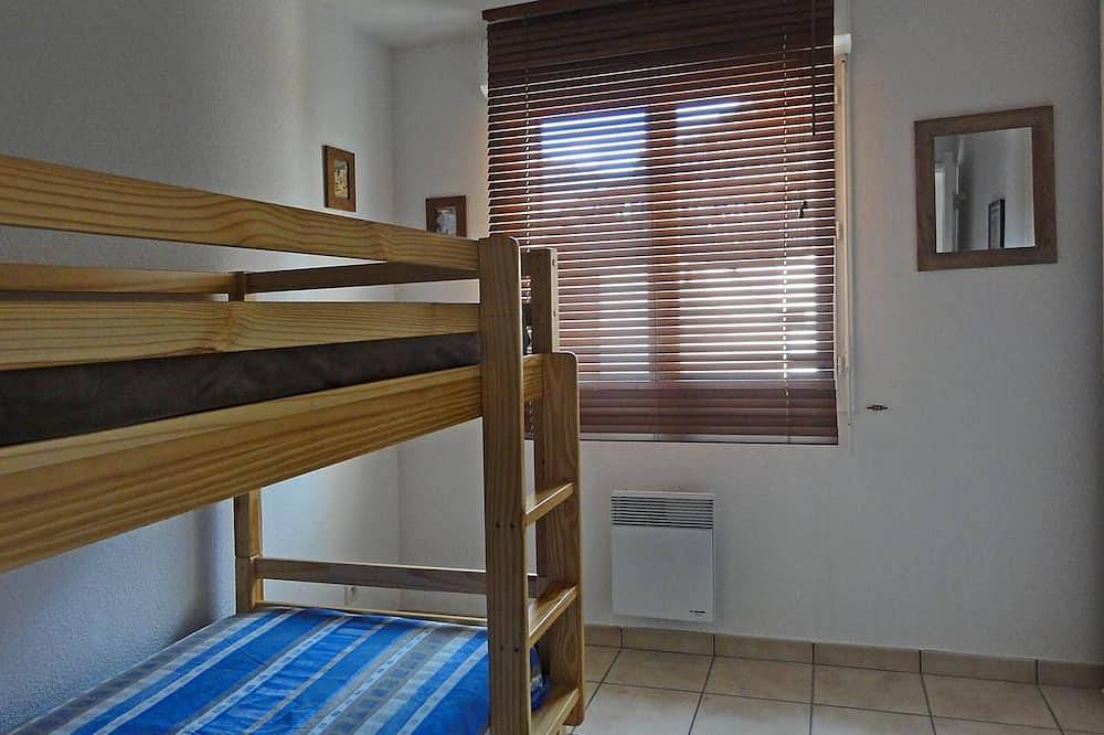 Ganze Wohnung, Schöne 67m² Ferienwohnung, 2 Schlafzimmer, Parkplatz, Südbalkon – Briançon in Briançon, Serre Chevalier