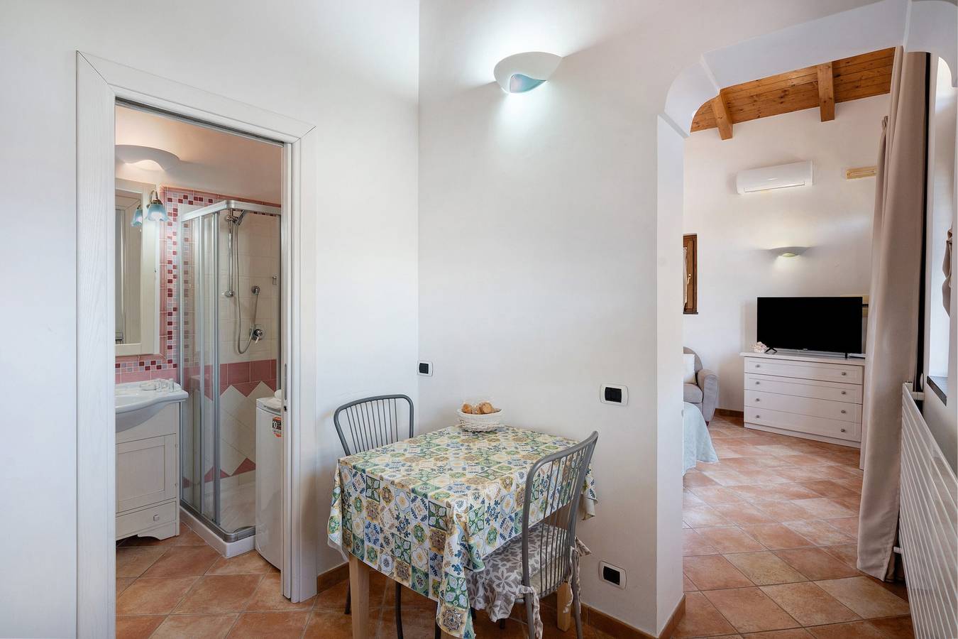 Ganze Wohnung, Ferienwohnung 'Delizioso Chalet Con Ampio Giardino' mit Bergblick, Wi-Fi und Klimaanlage in Pianillo, Agerola