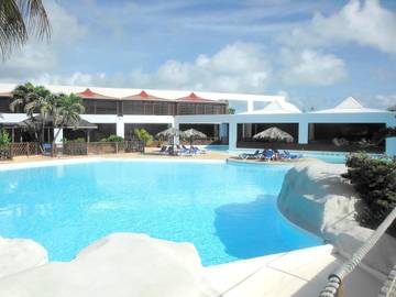Cottage pour 2 personnes, avec jardin et piscine à Saint-François