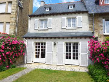 Location de vacances pour 6 personnes, avec jardin dans Thermes Marins de Saint-Malo