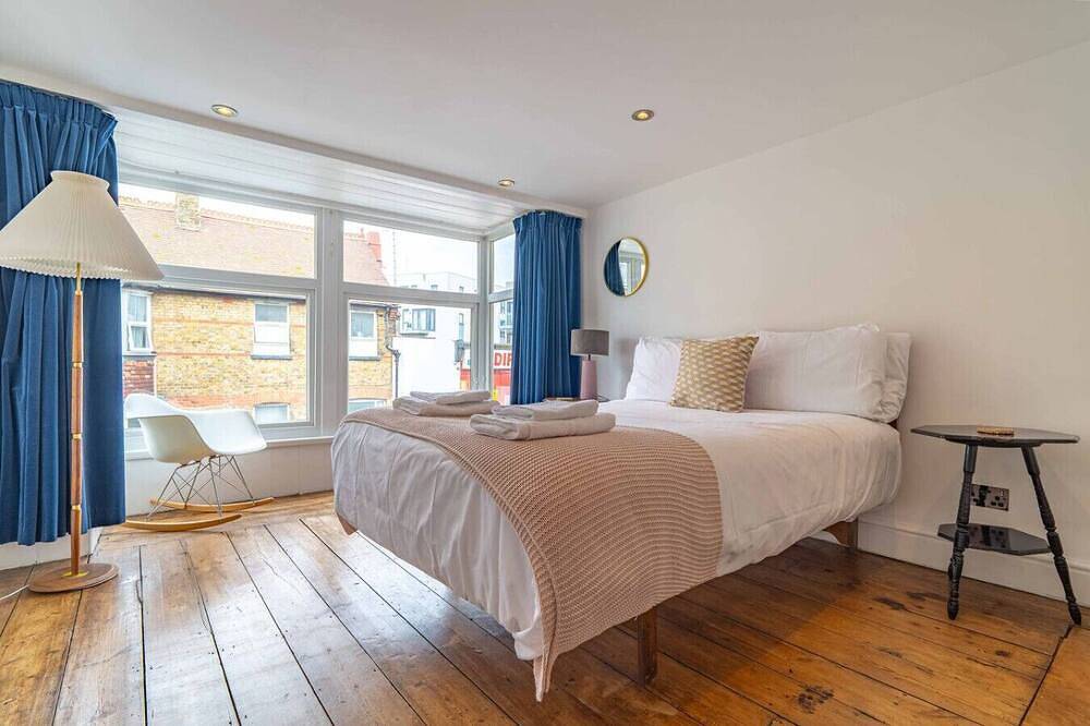 Stylish Central Margate Home – Old Town & Beach in Botany Bay, Kent