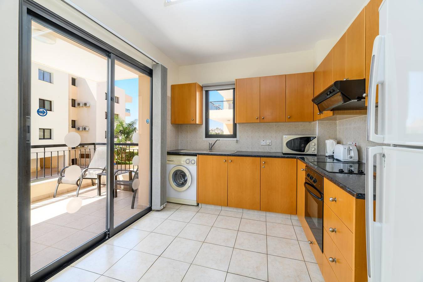 Ganze Ferienwohnung, Ferienwohnung für 4 Personen mit Balkon in Larnaca Bezirk