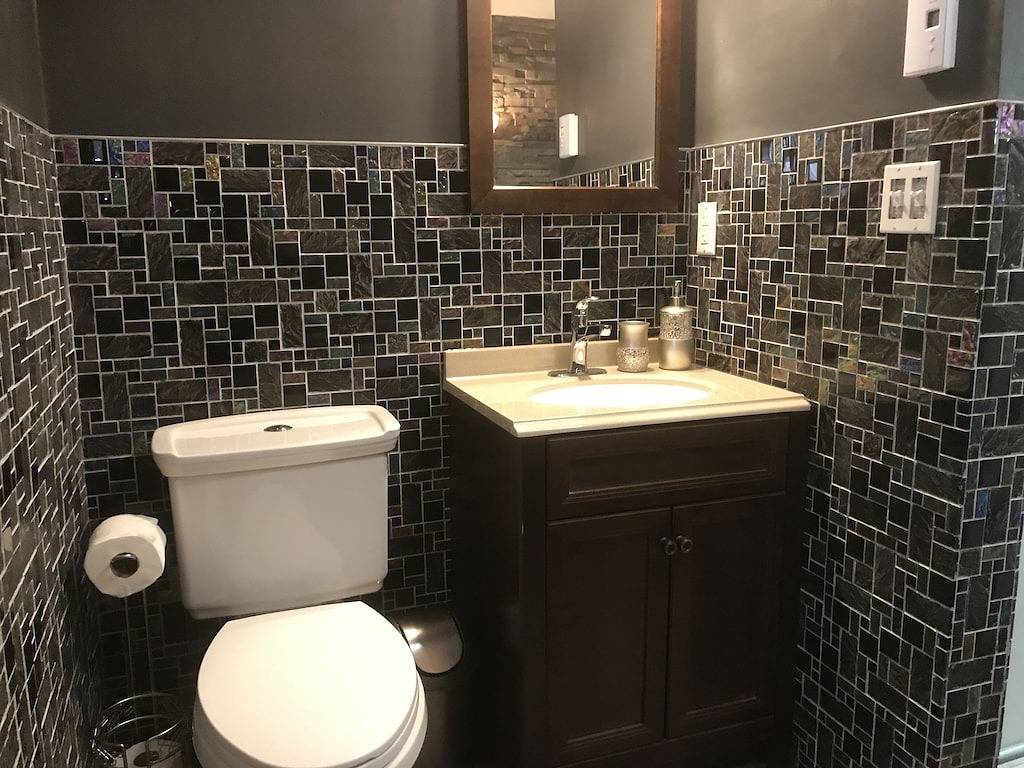 Ganze Wohnung, * Neu * Modernes und geräumiges Bio-Apartment mit 1 Schlafzimmer und Whirlpool für 2 Personen in Jim Thorpe, Carbon County (PA)