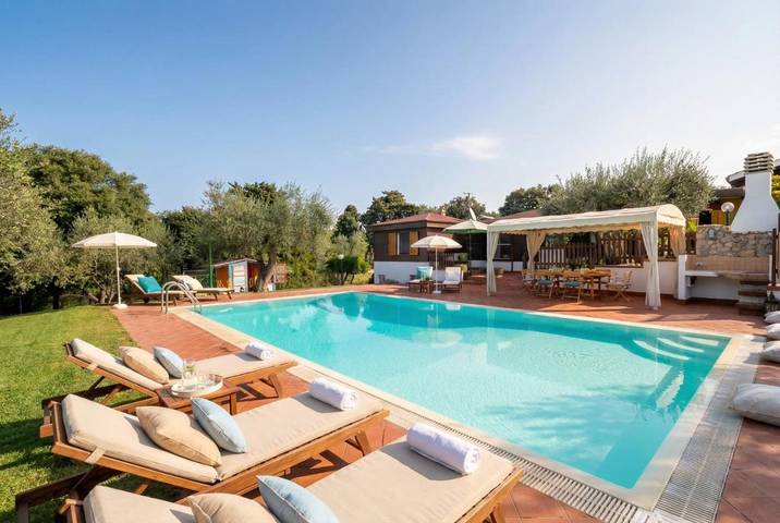 Villa pour 6 personnes, avec piscine ainsi que vue et jardin à Alghero
