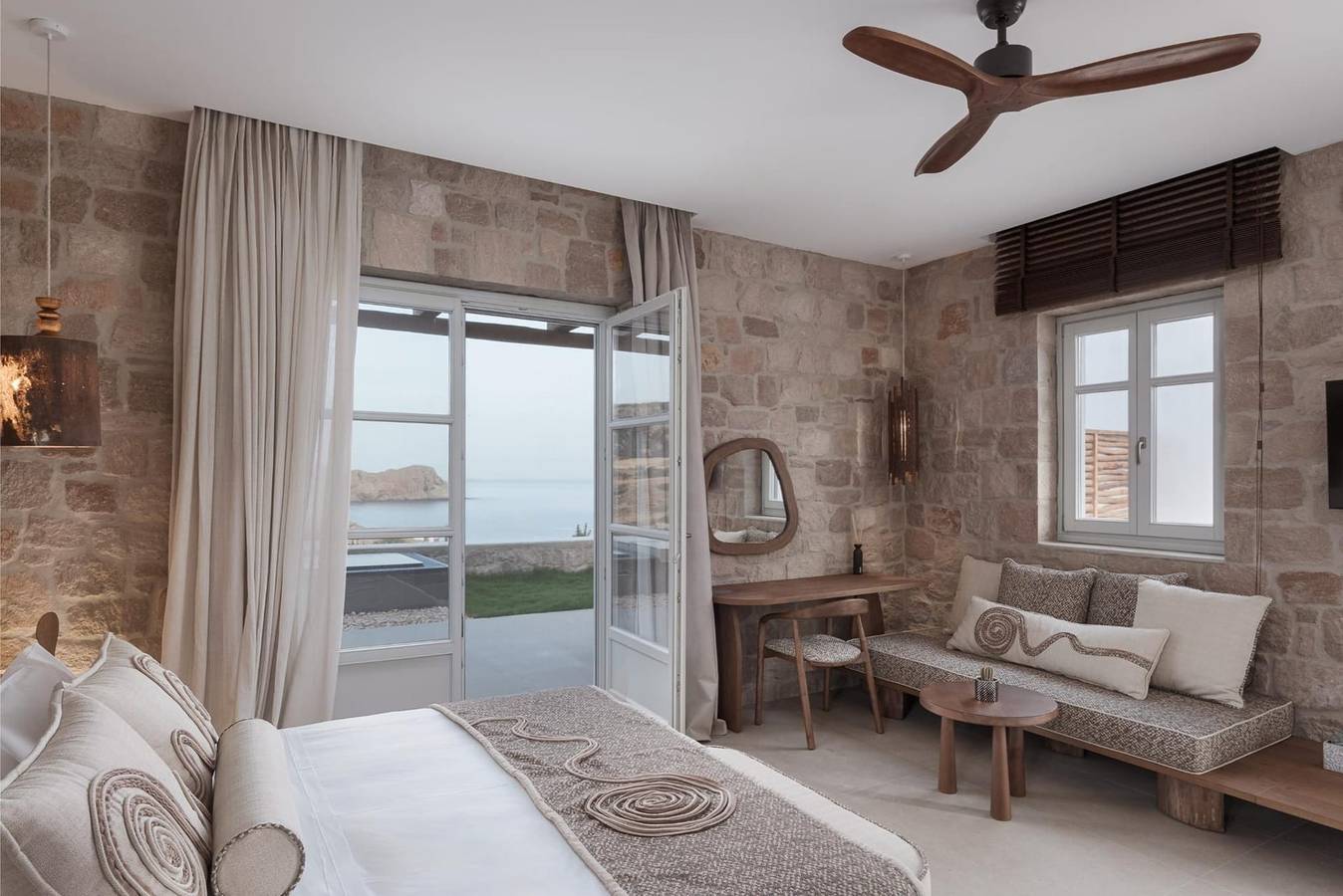 Endearing Milos Suite | Thea Mare Suite | 1 Bedroom | Breathtaking Sea Views in Milos