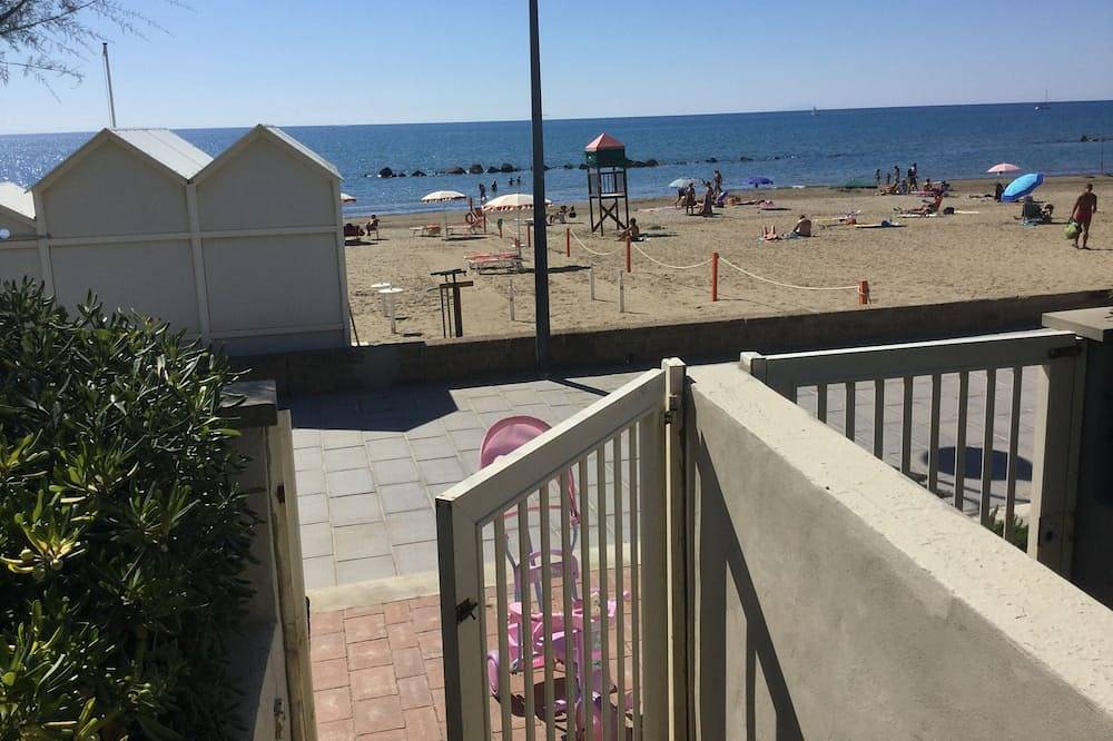 Ganze Wohnung, A 5 Meter vom Strand entfernt in Grosseto, Grosseto Provinz