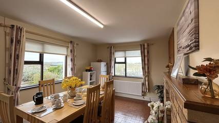 Bungalow for 6 People in Connemara, County Galway, Photo 4