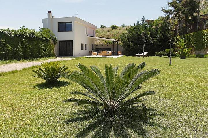 Villa für 7 Personen, mit Garten - 1