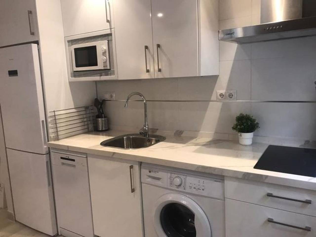 Ganze Wohnung, Wohnung in Triana mit Wlan und Klimaanlage, optionales Parken in Triana, Sevilla