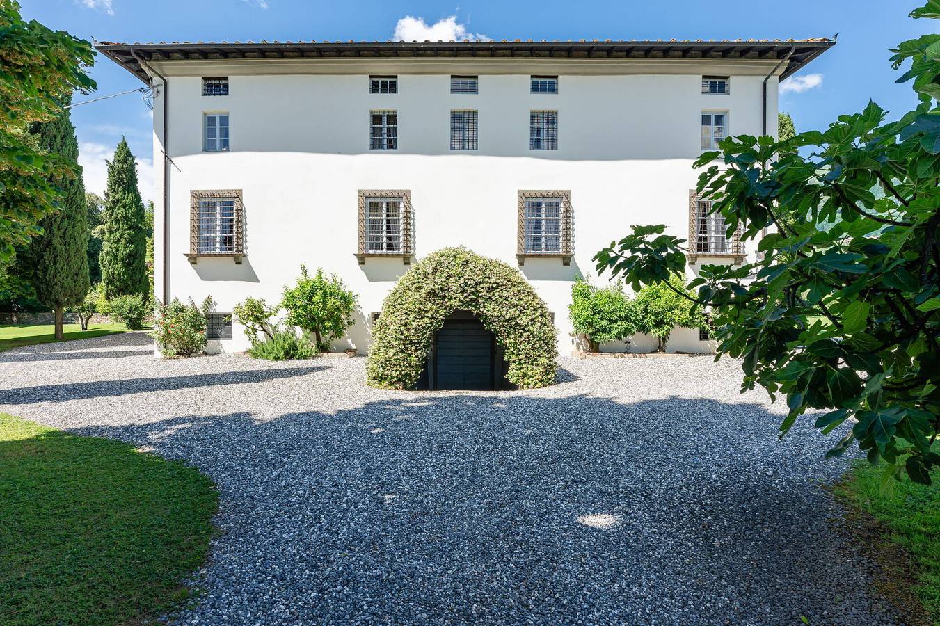 Fattoria Mansi Bernardini - Villa Bernardini in Capannori, Lucca Province