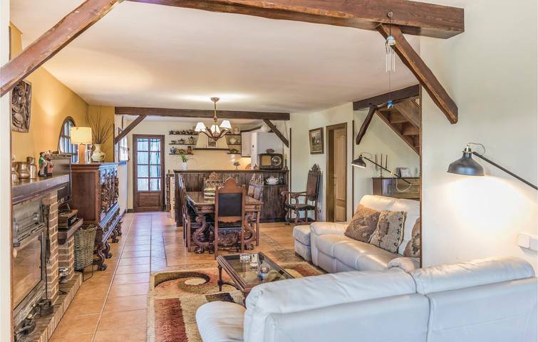 Ferienhaus für 13 Personen, mit Terrasse und Garten sowie Pool an der Costa Brava - 4
