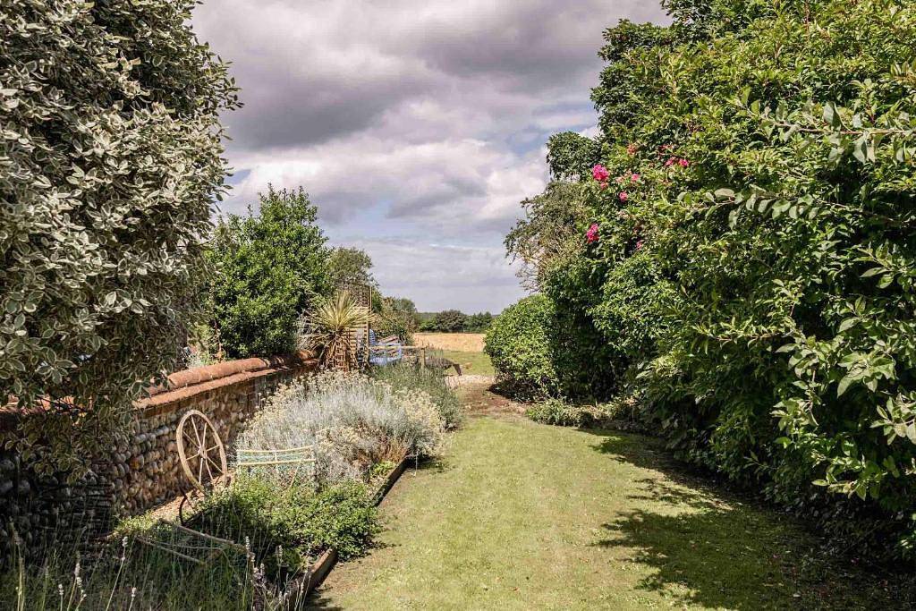 Host & Stay | Sandpipers in Holt, Norfolk Coast