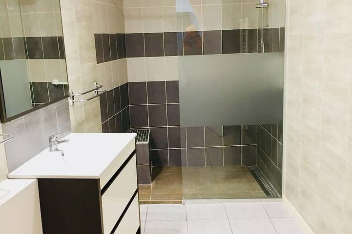 Gîte pour 5 personnes, avec jardin et terrasse, animaux acceptés dans Musée Sainte Bernadette Moulin Lacadé Maison Paternelle - 3