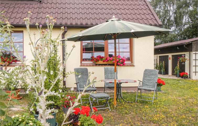 Ferienwohnung für 3 Personen, mit Terrasse in Lütow - 3