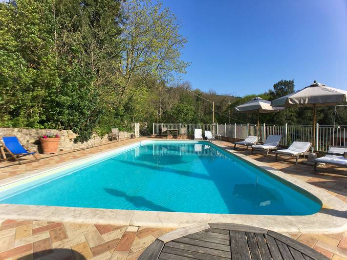 Ferienhaus für 8 Personen, mit Terrasse und Pool sowie Ausblick in Castagneto Carducci