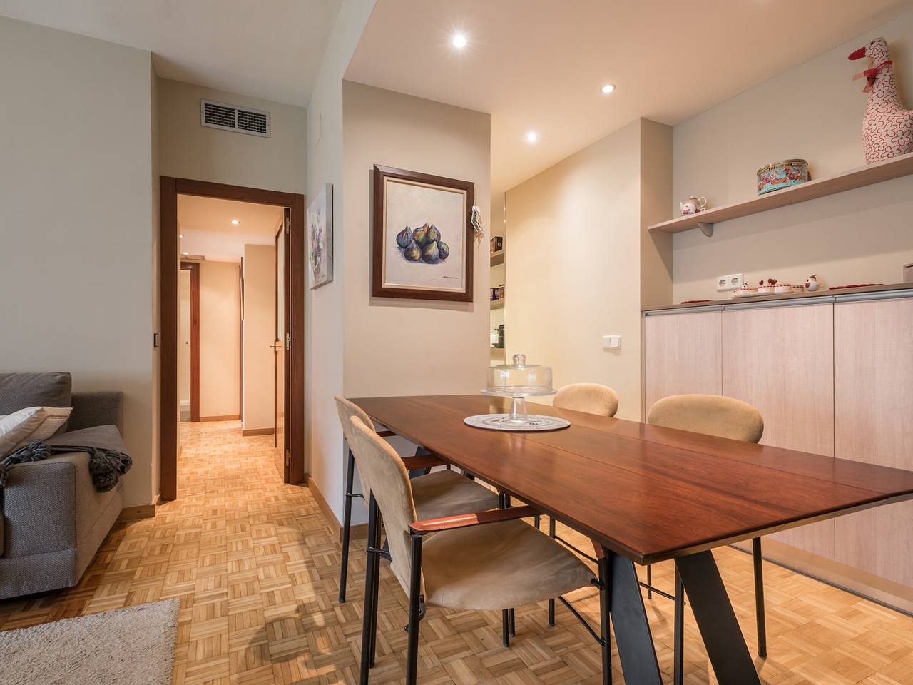 Apartamento entero, Cabaña rústica 4 hab, cerca de Baqueira Beret, parking incluido in Baqueira, Alto Arán