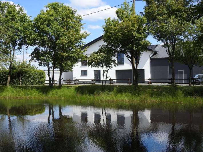Ferienwohnung für 4 Personen, mit Balkon und Terrasse sowie Garten und Ausblick in Hümmel